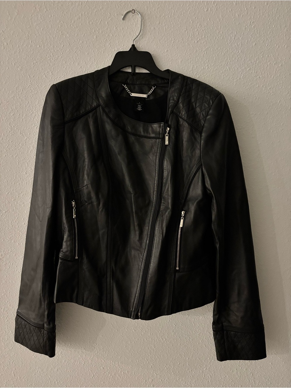White House Black Market Black Quilted Trim Genuine Leather Zipper Soft Jacket